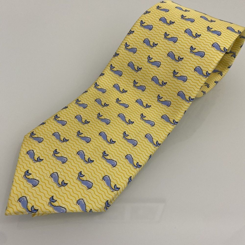 Tommy Hilfiger Men's Tie Necktie Yellow Animal Print 100% Silk Woven‎ Whale 56"L